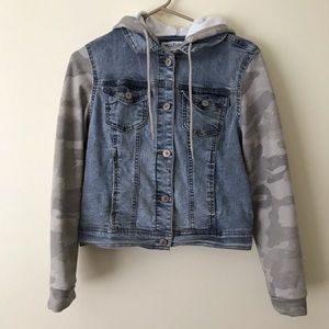 Camo sleeved jean jacket